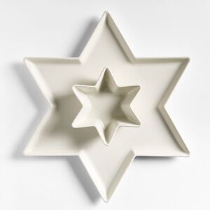 New! Crate&Barrel Cream Star-Shaped Serving Platter Set